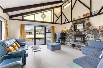Relax on Linton (Bachcare) - Whangamata