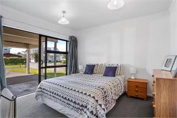 Tangaroa Beachside Bliss - Whangamata