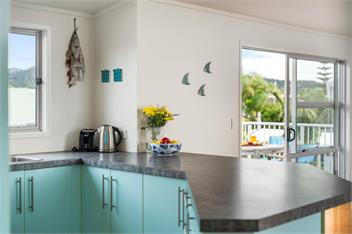 Ocean Road Beach House - Whangamata