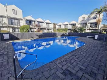 12/5 Carolina Place,Albany,Auckland -