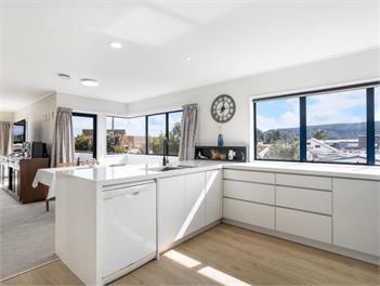 A TIME TO UNWIND IN WHANGAMATA-115B BARBARA AVENUE WHANGAMATA -