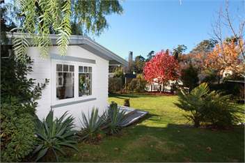 Ah House, Nelson City B&B Garden Apartment - Nelson