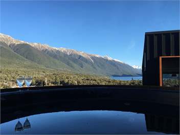 Award Winning Lake & Mountain Panorama - St Arnaud