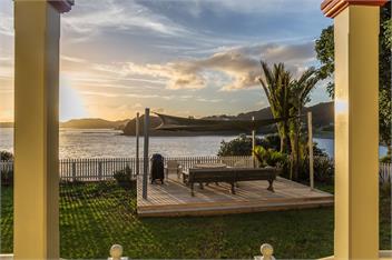 Oke Bay Lodge - Rawhiti