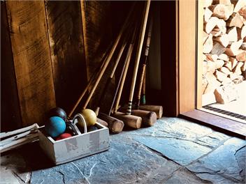 Awahuri - Waterfront River bend retreat (the Modern Bach!) - Taupo