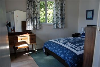 Clovelly Cottage - Near Picton