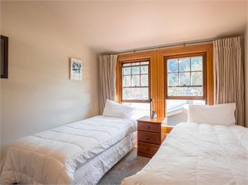McAlister House (Bachcare) - Queenstown