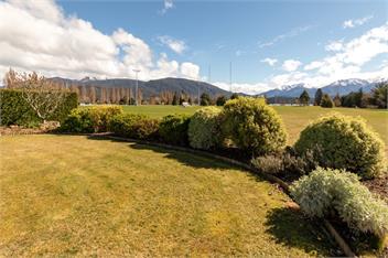 Kepler Retreat (Bachcare) - Te Anau