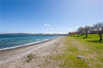 Fenworth (Bachcare) - Taupo Central