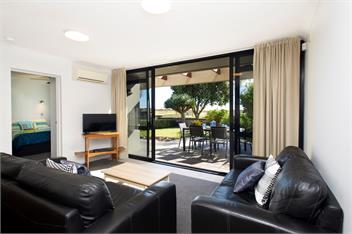 Malibu Apartment - Papamoa