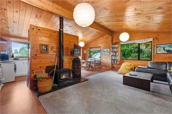 Rutherfurd Lakehouse (Bachcare) - Taupo Central