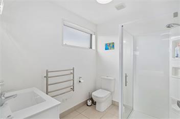 Urban Oasis (Bachcare) - Wanaka