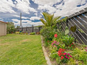 Beach House on Hetherington (Bachcare) - Whangamata