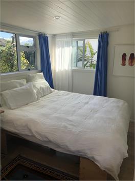 Beach side Character home with lovely sea views - Tauranga