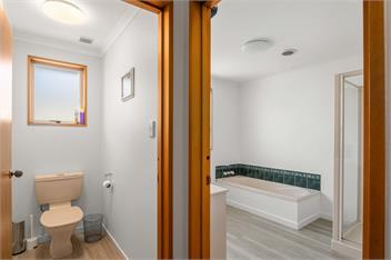 Scaife Place Lodge (Bachcare) - Wanaka