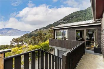 The Alpine (Bachcare) - Queenstown