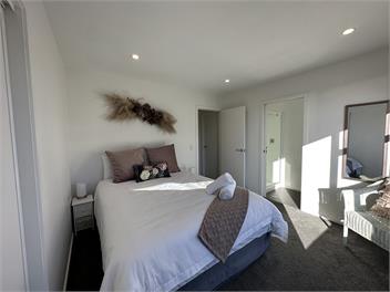 Remarkable Rhoboro Retreat - Twizel
