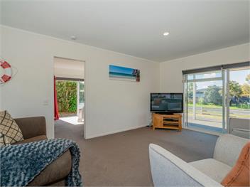 Unwind on The Fairway (Bachcare) - Whitianga
