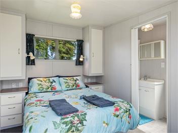 MGM Studio Cabin - Himatangi