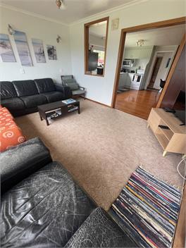 Waipu Cove Kiwi Bach! Mins from the beach! - Whangarei
