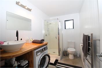 Beach house on Waimaire - Richardsons - Whitianga