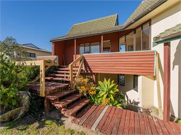 Beachfront Landing (Bachcare) - Pauanui