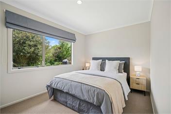 Sackville Sunshine (Bachcare) - Martinborough