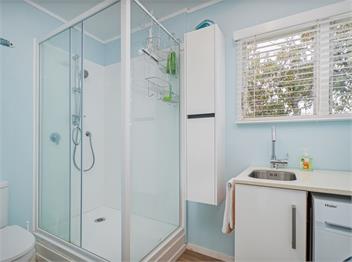 The Retro Shack (Bachcare) - Whitianga