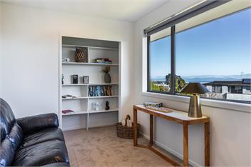 Views on Beachman - 
