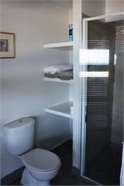 Laval Apartment - Nelson