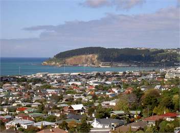 Ocean View Apartments: The Harbour Suite - Oamaru