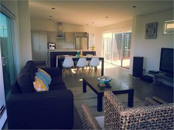 Cosy Kewai in Omaha--Wifi, heat pumps and Netflix! - Walkworth
