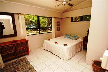 Arorangi Beachfront Bungalow and Studio unit - Rarotonga