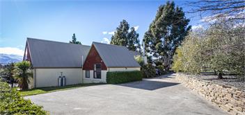 Cornish Point Holiday Home - Cromwell
