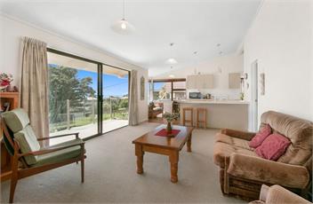 Sweeping Sea Views (Bachcare) - Waihi Beach
