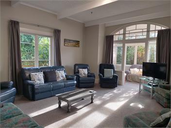 Lovett Lodge - Multi Room Group stay! - Invercargill