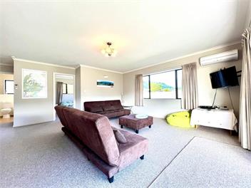 The Bach at Waikawa Bay - Waikawa