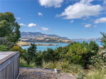 Kererū Views - Akaroa