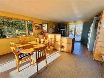 Retro Ski Lodge (Bachcare) - Wanaka