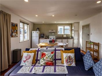 Drasko's Den (Bachcare) - Ohakune