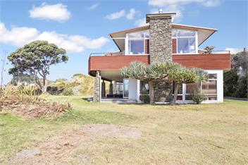 Hosts on the Coast Beachside Beauty - Whiritoa