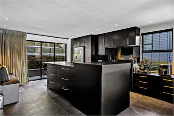Alpine Luxe (Bachcare) - Queenstown