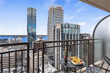 Views @ Metropolis - Free Parking! - Auckland