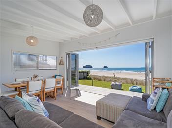 Beachfront Beauty (Bachcare) - Whangamata