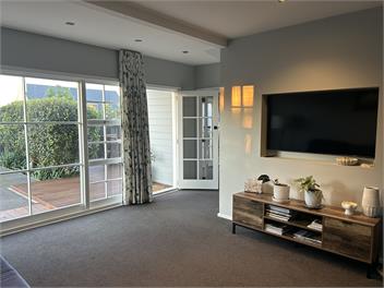Peaceful Hillside Home in Cashmere - Christchurch