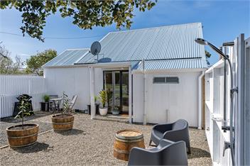 Waimarama Coastal Cottage - Havelock North