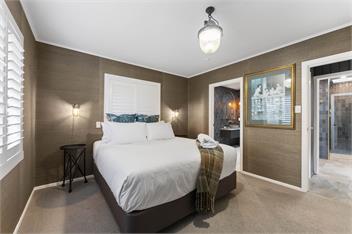 The One - Kinloch, Taupo - Taupo