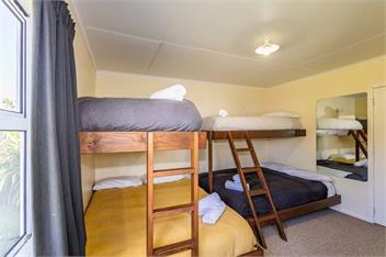 Kune Crib (Bachcare) - 
