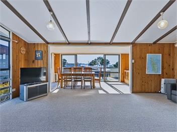 Joes Place (Bachcare) - 
