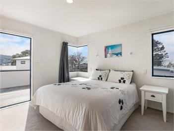 A TIME TO UNWIND IN WHANGAMATA-115B BARBARA AVENUE WHANGAMATA -